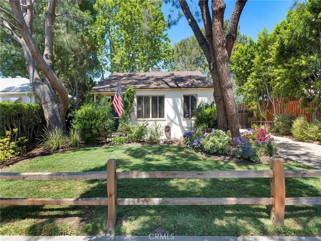 7051 Chimineas Avenue, Reseda, CA 91335