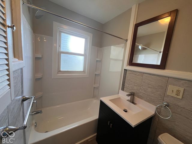 4860 E 14th Street, Indianapolis, IN 46201