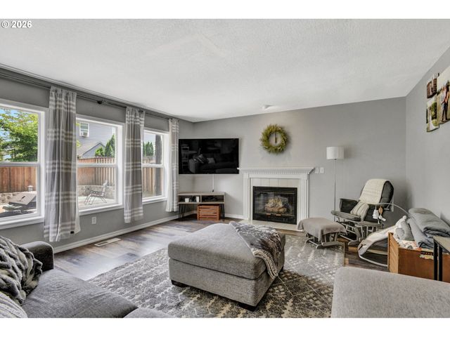 4330 Se SWEETBRIAR Ct, Troutdale, OR 97060