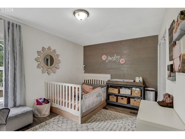 4330 Se SWEETBRIAR Ct, Troutdale, OR 97060