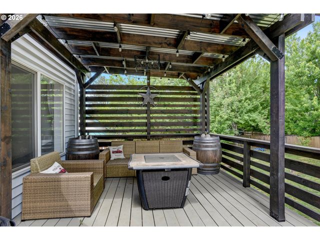 4330 Se SWEETBRIAR Ct, Troutdale, OR 97060