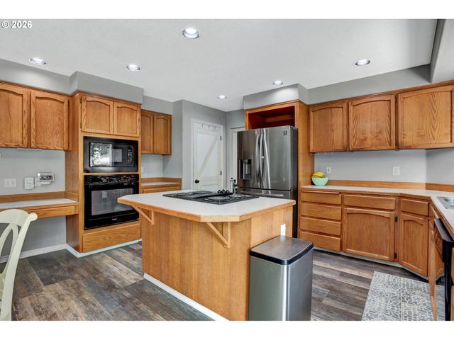 4330 Se SWEETBRIAR Ct, Troutdale, OR 97060