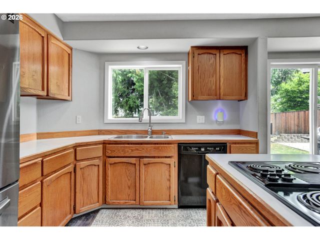 4330 Se SWEETBRIAR Ct, Troutdale, OR 97060