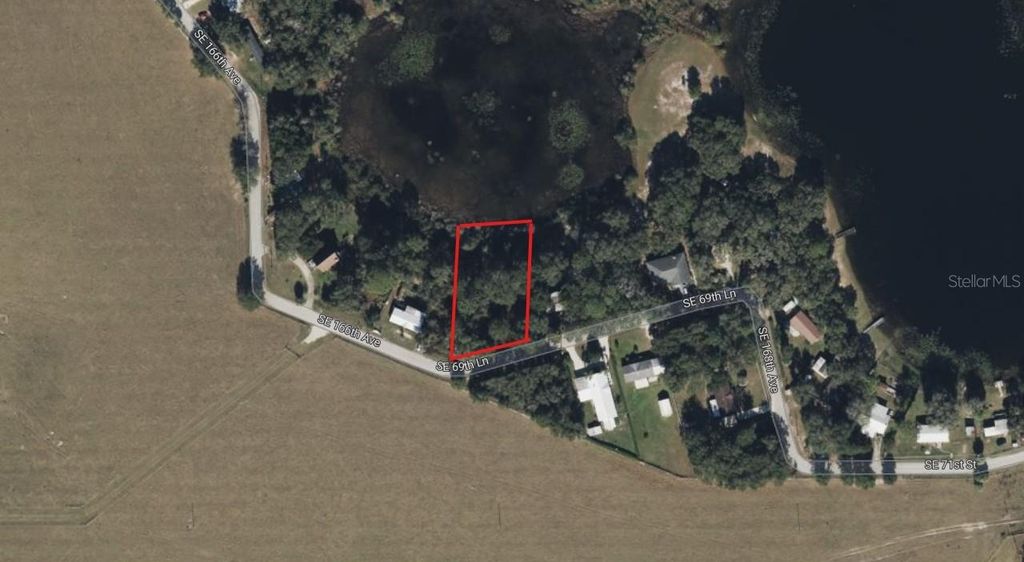 69 SE, Ocklawaha, FL 32179