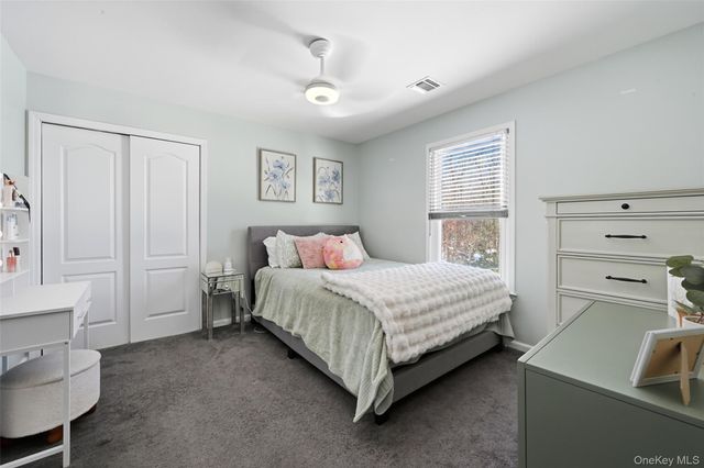 106 Park Avenue, Miller Place, NY 11764