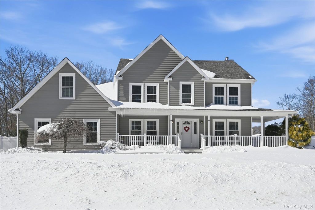 106 Park Avenue, Miller Place, NY 11764