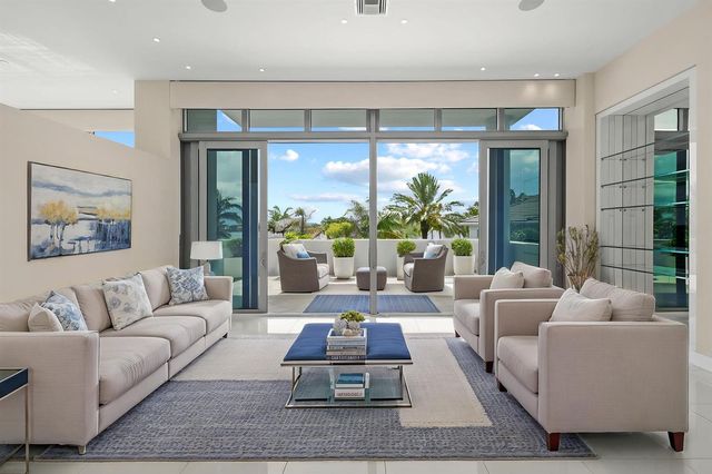 2 Water Club Way 301, North Palm Beach, FL 33408