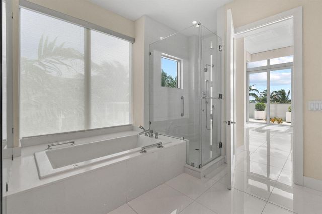 2 Water Club Way 301, North Palm Beach, FL 33408