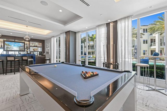 2 Water Club Way 301, North Palm Beach, FL 33408
