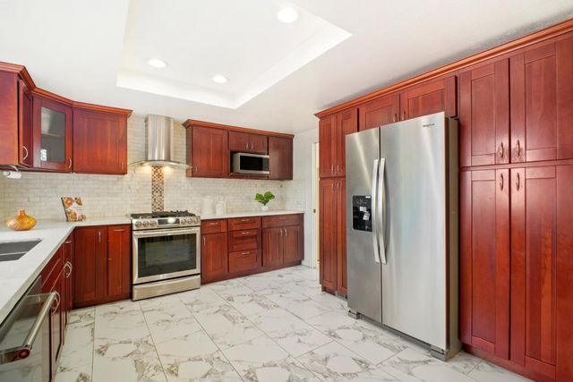1252 Belbrook Way, Milpitas, CA 95035