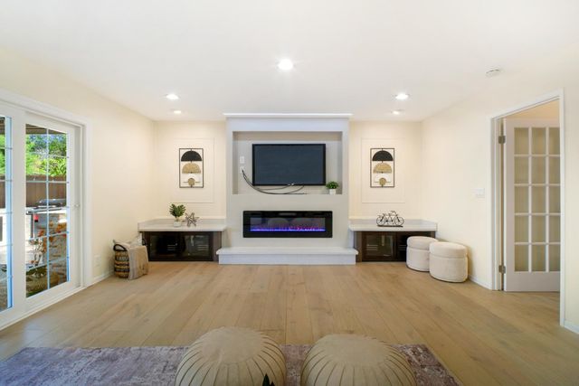 1252 Belbrook Way, Milpitas, CA 95035