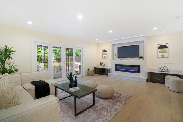 1252 Belbrook Way, Milpitas, CA 95035