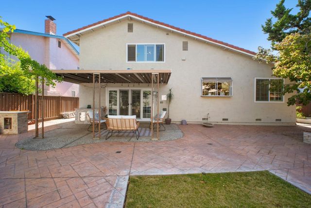 1252 Belbrook Way, Milpitas, CA 95035