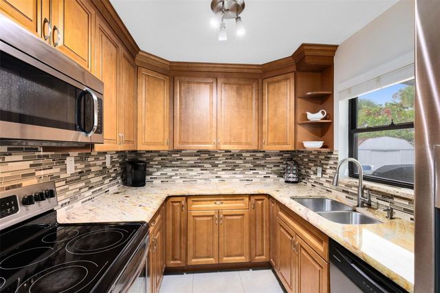 572 TULANE DRIVE, Altamonte Springs, FL 32714