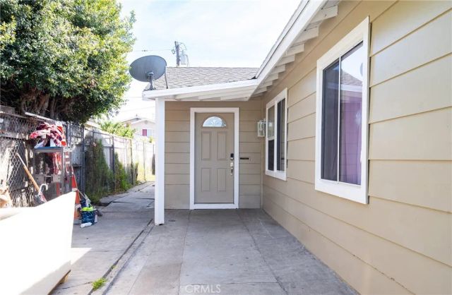 124 W Caldwell, Compton, CA 90220