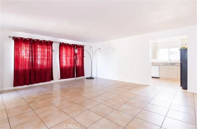 124 W Caldwell, Compton, CA 90220