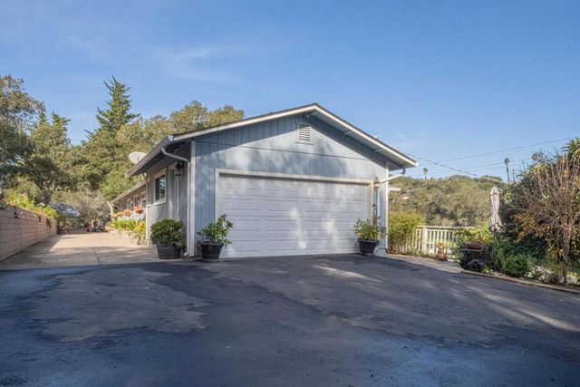 6218 Echo Valley Court, Salinas, CA 93907