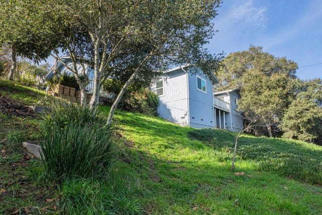 6218 Echo Valley Court, Salinas, CA 93907