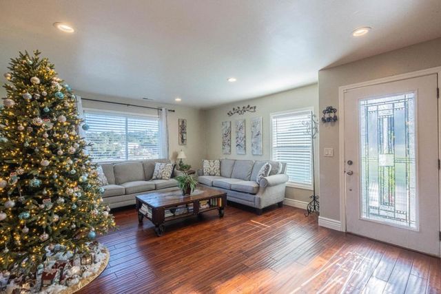 6218 Echo Valley Court, Salinas, CA 93907