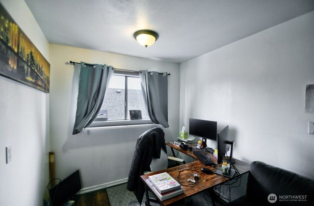 1017 S 48th Street, Tacoma, WA 98408