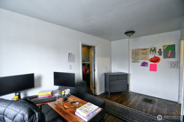 1017 S 48th Street, Tacoma, WA 98408