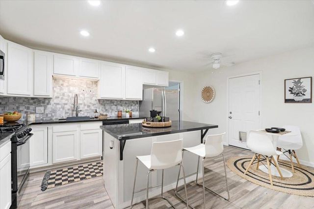 261 Saint Francis Drive, Boulder Creek, CA 95006