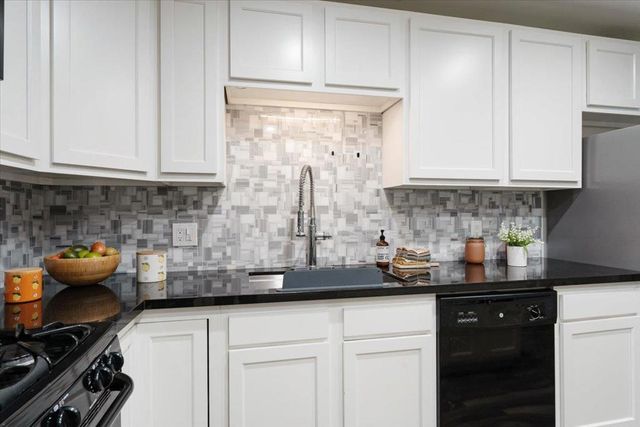 261 Saint Francis Drive, Boulder Creek, CA 95006