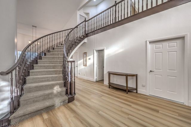 5152 Forest Oaks Drive, Las Vegas, NV 89149