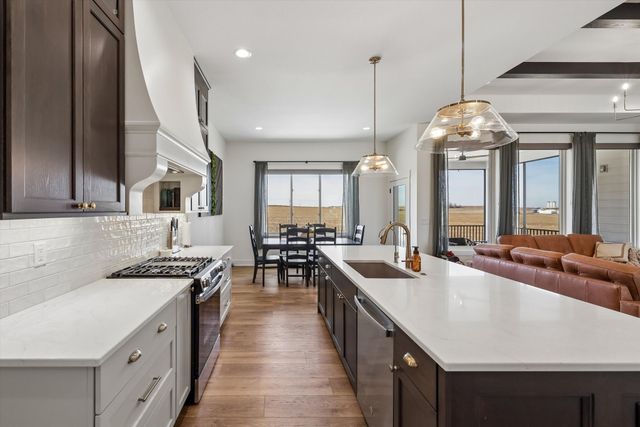 2872 NW Beechwood Drive, Grimes, IA 50111