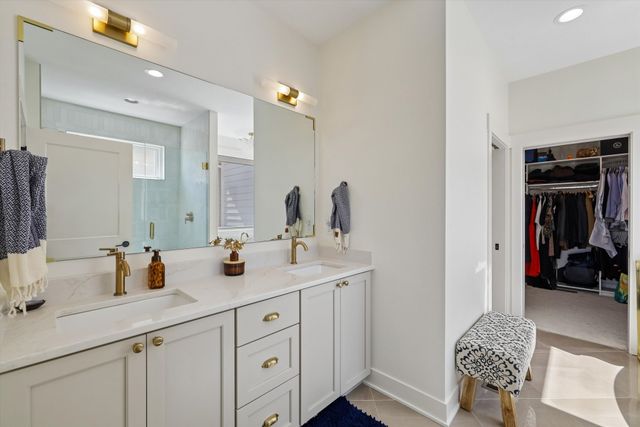 2872 NW Beechwood Drive, Grimes, IA 50111