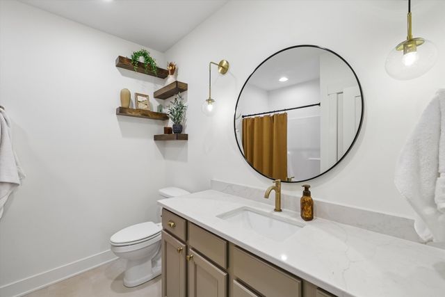 2872 NW Beechwood Drive, Grimes, IA 50111