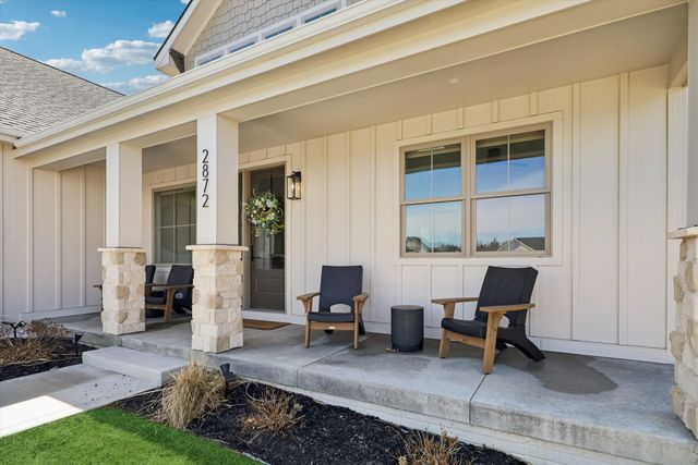 2872 NW Beechwood Drive, Grimes, IA 50111