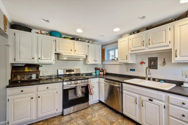 25 Diamond Street, St. Albans City, VT 05478