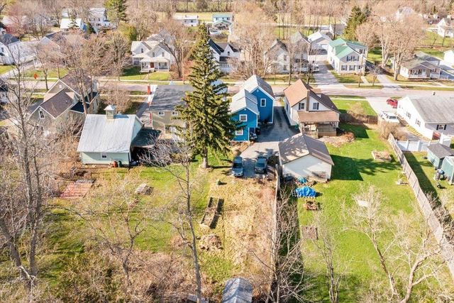 25 Diamond Street, St. Albans City, VT 05478