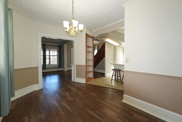 439 13th Avenue, Huntington, WV 25701