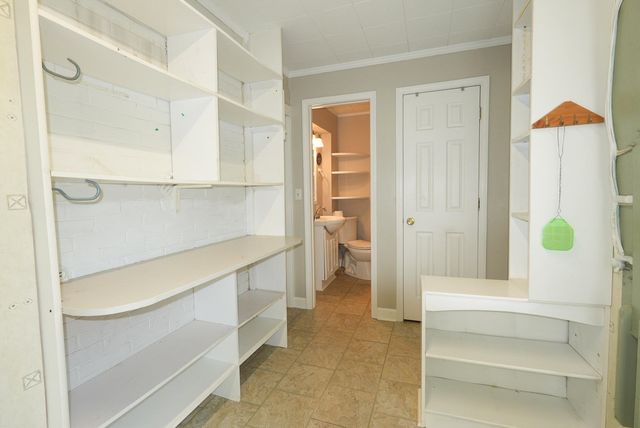 439 13th Avenue, Huntington, WV 25701