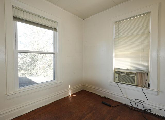 439 13th Avenue, Huntington, WV 25701