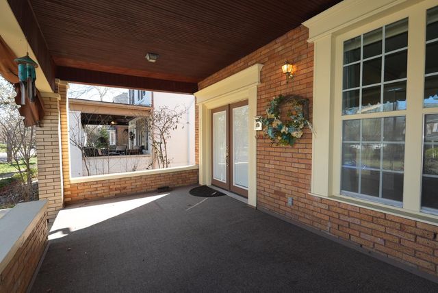 439 13th Avenue, Huntington, WV 25701