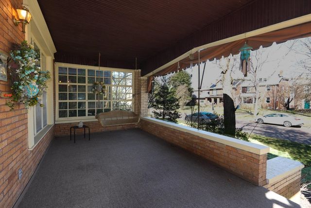 439 13th Avenue, Huntington, WV 25701