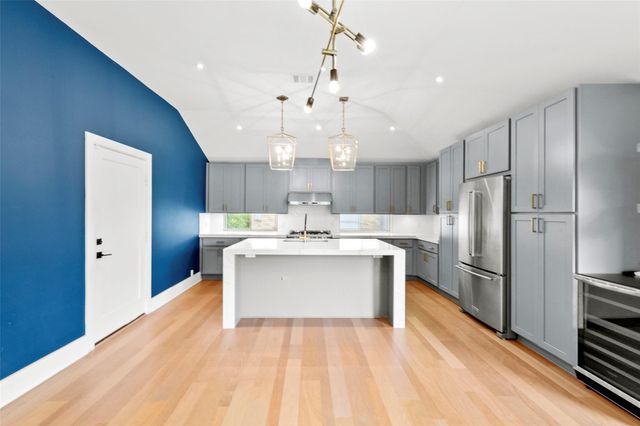 2703 Tannehill Drive, Houston, TX 77008