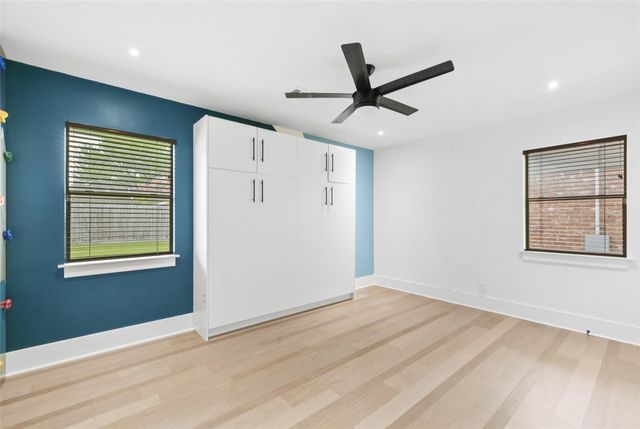 2703 Tannehill Drive, Houston, TX 77008