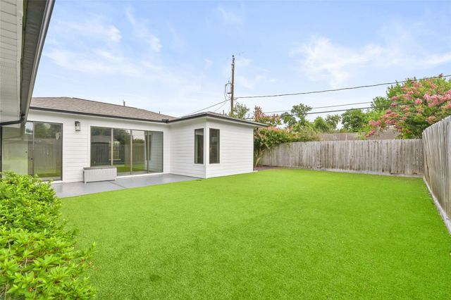 2703 Tannehill Drive, Houston, TX 77008