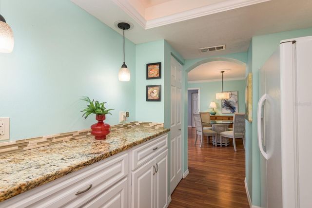 10216 REGAL DR. 407, Largo, FL 33774