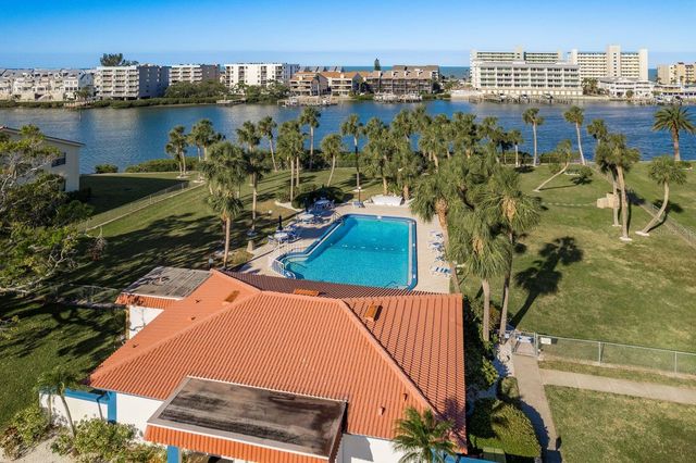 10216 REGAL DR. 407, Largo, FL 33774