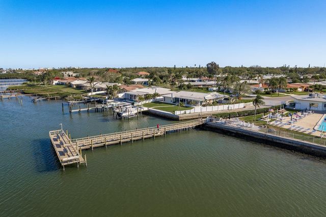 10216 REGAL DR. 407, Largo, FL 33774