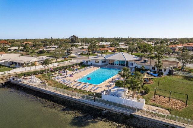 10216 REGAL DR. 407, Largo, FL 33774