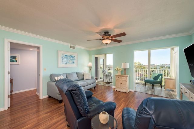 10216 REGAL DR. 407, Largo, FL 33774