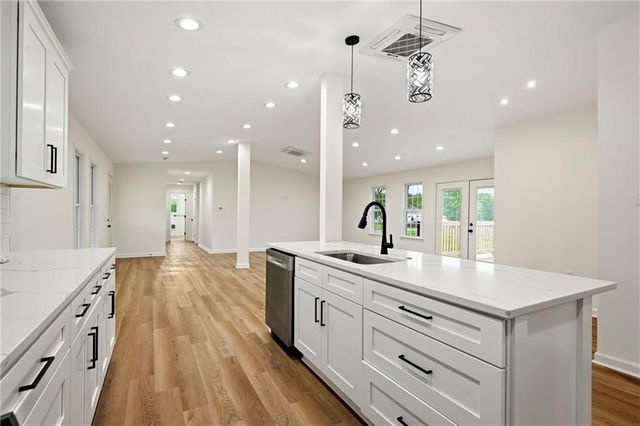 22922 Bedford Road, Spring Hill, KS 66083