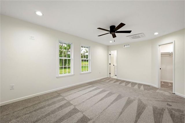 22922 Bedford Road, Spring Hill, KS 66083