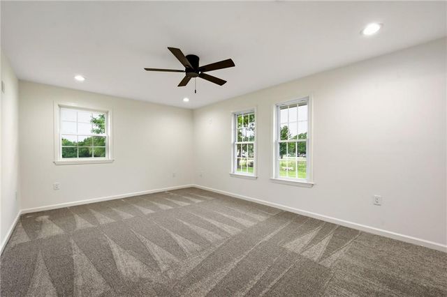 22922 Bedford Road, Spring Hill, KS 66083